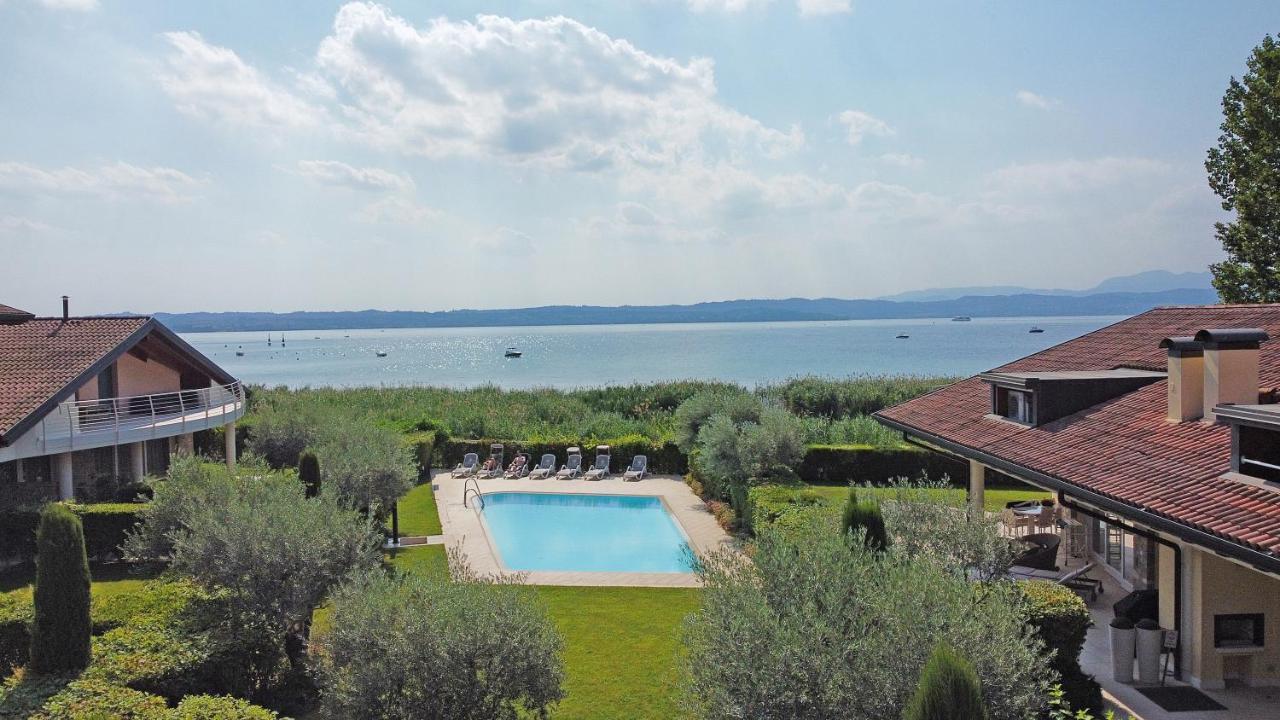 Giulia Luxury Apartment Sirmione Esterno foto