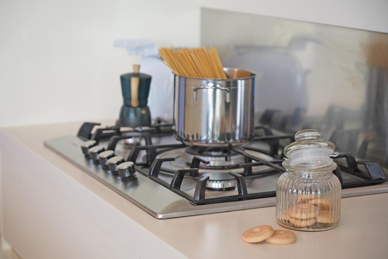 Giulia Luxury Apartment Sirmione Esterno foto